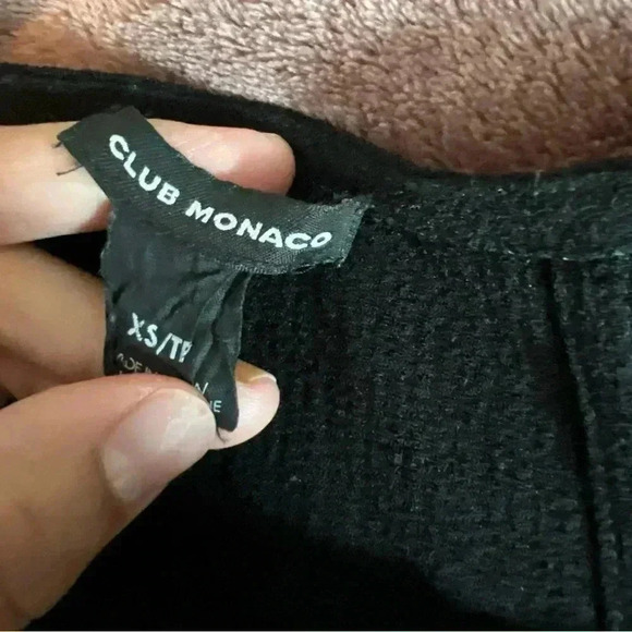 Club Monaco Sleeveless Blouse - Picture 5 of 5